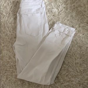 White skinny jeans